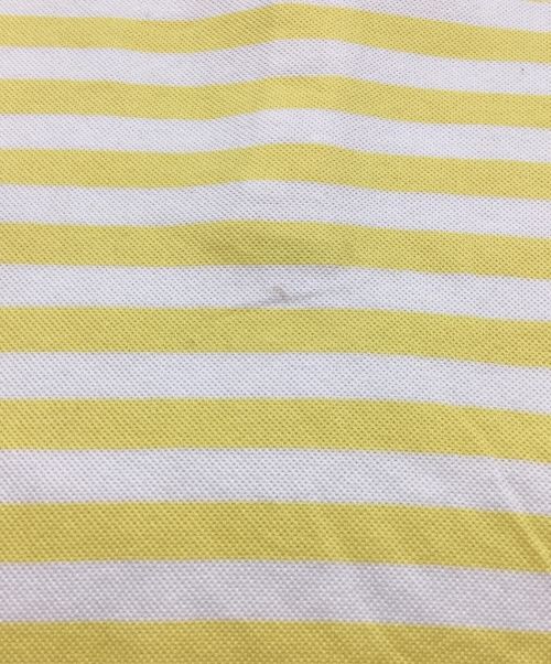 maison kitsune（メゾンキツネ）MAISON KITSUNE (メゾンキツネ) ポロシャツ　ボーダー　キツネ刺繍 ホワイト×イエロー サイズ:Sの古着・服飾アイテム