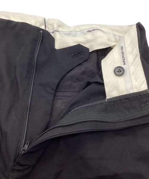 rito structure（リト ストラクチャー）rito structure (リト ストラクチャー) サマーウールショートパンツ　ハーフパンツ　ショーツ　タック ブラック サイズ:1の古着・服飾アイテム