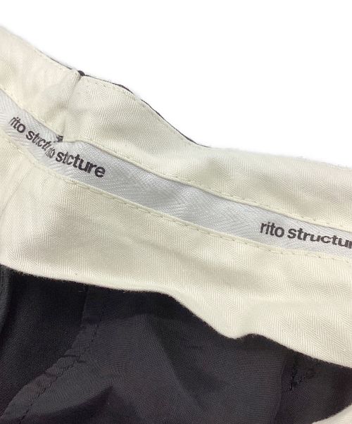 rito structure（リト ストラクチャー）rito structure (リト ストラクチャー) サマーウールショートパンツ　ハーフパンツ　ショーツ　タック ブラック サイズ:1の古着・服飾アイテム