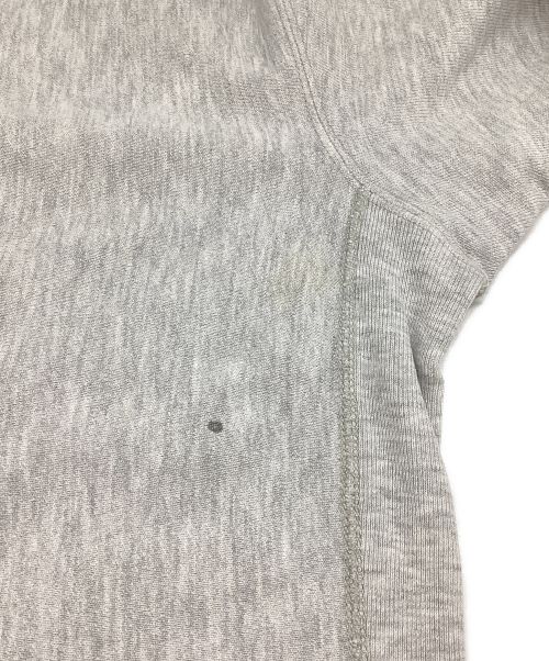Champion REVERSE WEAVE（チャンピオン リバース ウィーブ）Champion REVERSE WEAVE (チャンピオンリバースウィーブ) クルーネックスウェット　90s前期　刺繍タグ　USA製  グレー サイズ:LARGEの古着・服飾アイテム