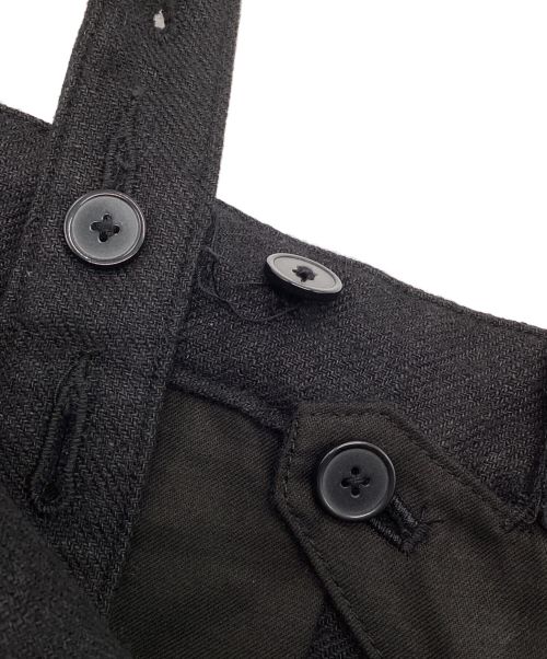 susuri（ススリ）susuri (ススリ) クラウンパンツ　リネン　ウール　サスペンダー ブラック サイズ:3の古着・服飾アイテム