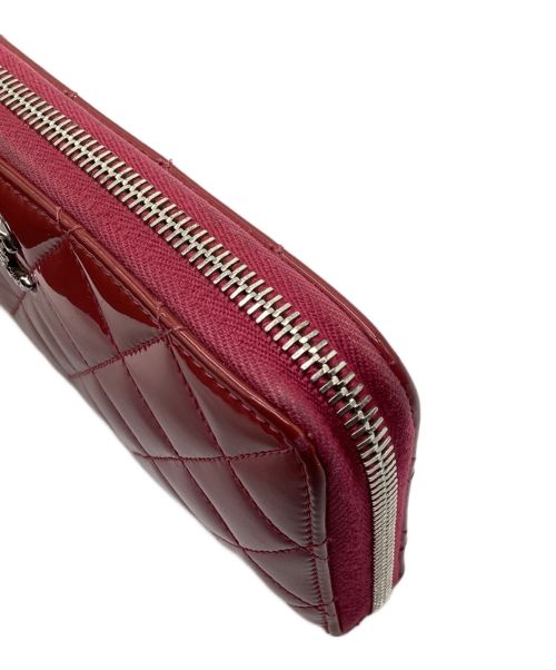 CHANEL（シャネル）CHANEL (シャネル) 長財布　ブリリアントマトラッセ　キルティング　エナメル　ラウンドジップ ピンクの古着・服飾アイテム
