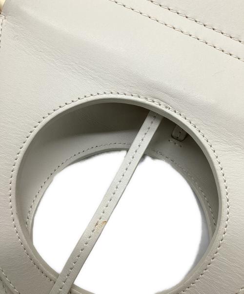 HEREU（ヘリュー）HEREU (ヘリュー) カゴバッグ ナチュラル×ホワイトの古着・服飾アイテム