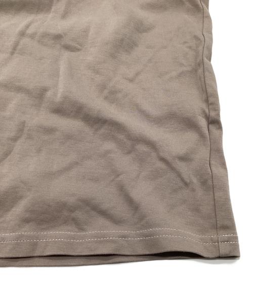 UMBRO（アンブロ）UMBRO (アンブロ) BASICS (ベーシックス) コラボユニフォームTシャツ ベージュ サイズ:Mの古着・服飾アイテム