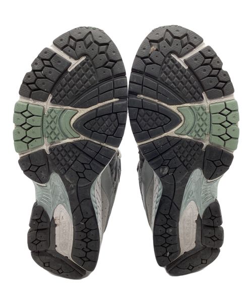 NEW BALANCE（ニューバランス）NEW BALANCE (ニューバランス) M2002R “RAT” グレー サイズ:26.5の古着・服飾アイテム