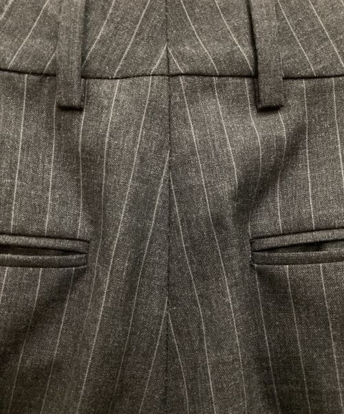 CELINE（セリーヌ）CELINE (セリーヌ) CLASSIC PANTS WITH TENNIS STRIPES グレー サイズ:44の古着・服飾アイテム