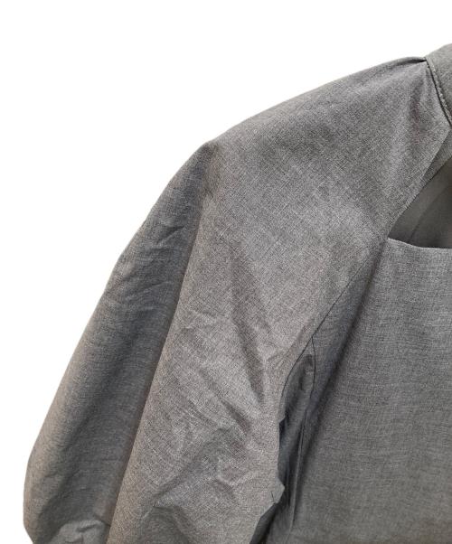 CELFORD（セルフォード）CELFORD (セルフォード) カットアウトシャツワンピース グレー サイズ:38 未使用品の古着・服飾アイテム