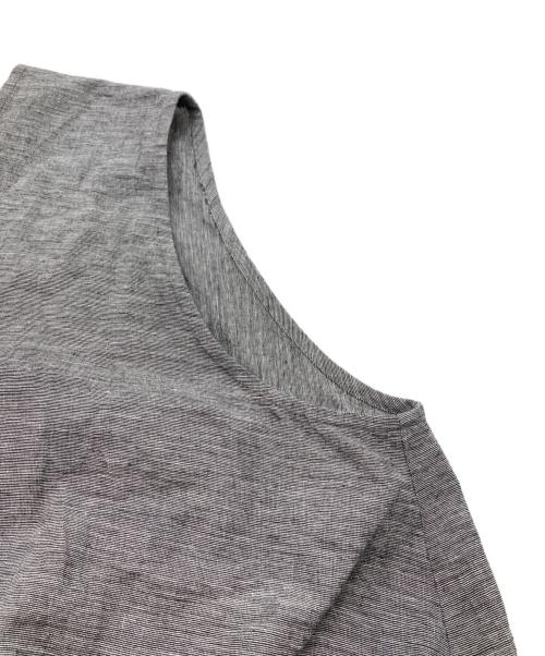 オオカミとフクロウ（オオカミトフクロウ）オオカミとフクロウ (オオカミトフクロウ) リネン混ノースリーブワンピース グレー サイズ:FREEの古着・服飾アイテム