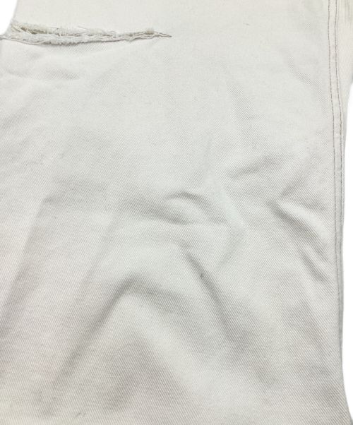 Maison Margiela（メゾンマルジェラ）Maison Margiela (メゾンマルジェラ) スラッシュディテールカットオフデニムパンツ ホワイト サイズ:38の古着・服飾アイテム