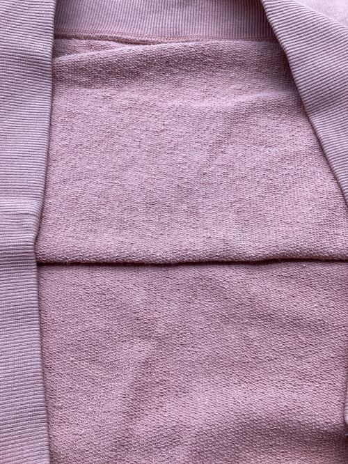 J.W.ANDERSON（ジェイダブリューアンダーソン）J.W.ANDERSON (ジェイダブリューアンダーソン) ロゴスウェット ピンク サイズ:SIZE Lの古着・服飾アイテム