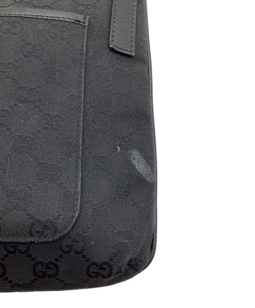 GUCCI（グッチ）GUCCI (グッチ) GGキャンバスショルダーバッグ ブラックの古着・服飾アイテム