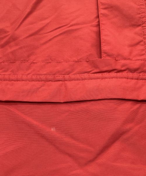 CarHartt（カーハート）CarHartt (カーハート) ロゴ刺繍アノラックパーカー　ハーフジップ　ナイロン レッド サイズ:XLの古着・服飾アイテム