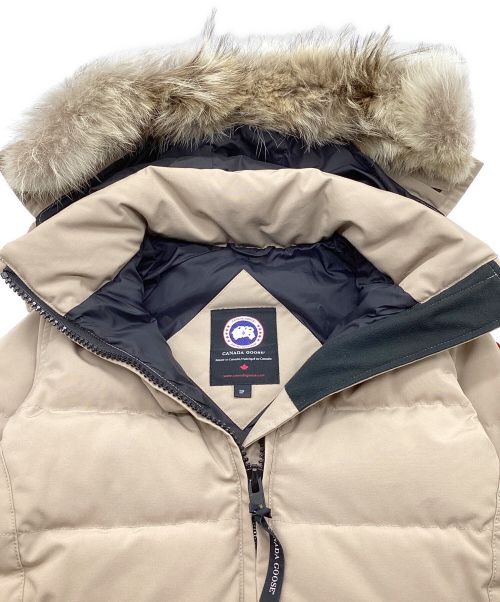 CANADA GOOSE（カナダグース）CANADA GOOSE (カナダグース) ダウンジャケット ベージュ サイズ:Sの古着・服飾アイテム