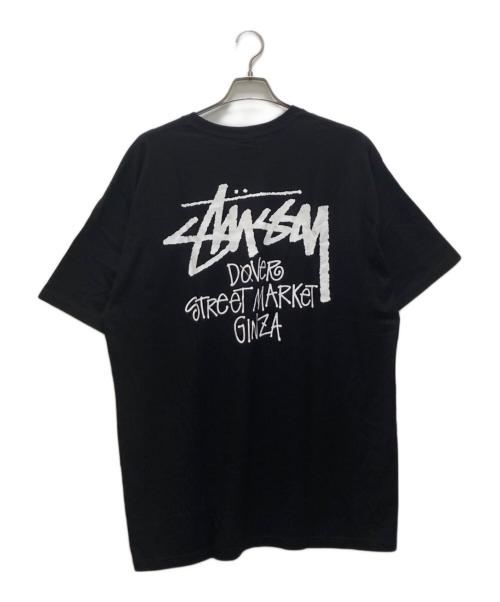 stussy（ステューシー）stussy (ステューシー) DOVER STREET MARKET (ドーバー ストリート マーケット) コラボロゴプリントTシャツ ブラック サイズ:XL 未使用品の古着・服飾アイテム