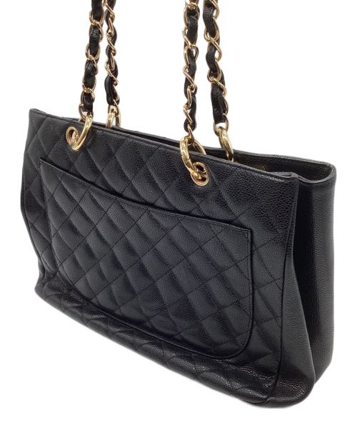 CHANEL（シャネル）CHANEL (シャネル) GSTトートバッグ　ココマーク　マトラッセ　キャビアスキン ブラックの古着・服飾アイテム