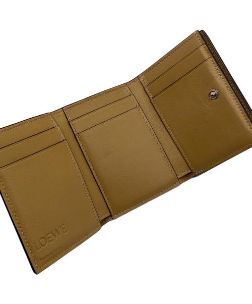 LOEWE（ロエベ）LOEWE (ロエベ) 3つ折り財布 TRIFOLD トライフォールド アナグラム グレーの古着・服飾アイテム