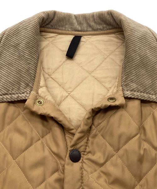 Barbour（バブアー）Barbour (バブアー) キルティングジャケット ESKDALE JACKET ベージュ サイズ:LARGEの古着・服飾アイテム