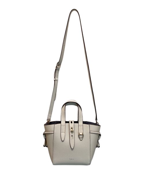 FURLA（フルラ）FURLA (フルラ) 2WAYショルダーバッグ ホワイトの古着・服飾アイテム