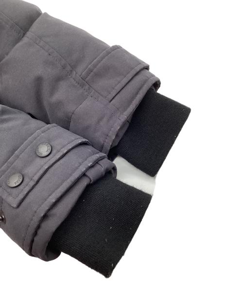 CANADA GOOSE（カナダグース）CANADA GOOSE (カナダグース) Mackenzie Parka Heritage / マッケンジーパーカーヘリテージ ダウンコート ネイビー サイズ:Sの古着・服飾アイテム