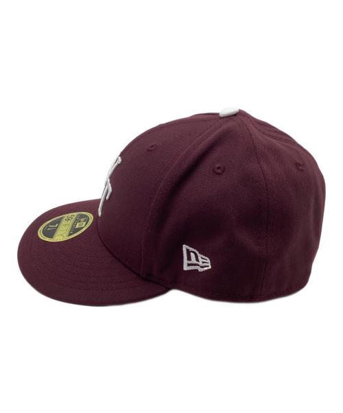 New Era（ニューエラ）New Era (ニューエラ) WTAPS (ダブルタップス) コラボキャップ 59FIFTY LOW PROFILE ボルドー 未使用品の古着・服飾アイテム