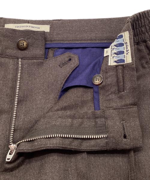 giab's ARCHIVIO（ジャブス アルキヴィオ）giab's ARCHIVIO (ジャブス アルキヴィオ) ring (リング) MASACCIO 別注マサッチョ ストレッチ サキソニー 1プリーツ パンツ カーキ サイズ:46の古着・服飾アイテム