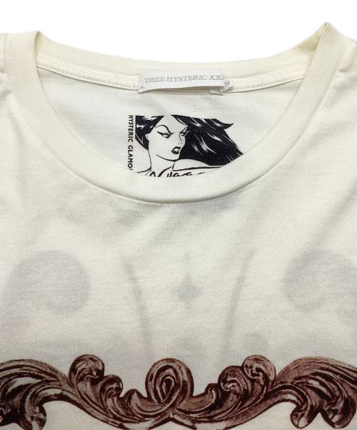 Thee Hysteric XXX（ジィ ヒステリックトリプルエックス）Thee Hysteric XXX (ジィ ヒステリックトリプルエックス) 半袖カットソー ホワイト サイズ:Mの古着・服飾アイテム