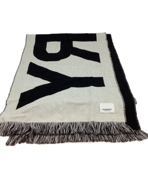 BURBERRY（バーバリー）BURBERRY (バーバリー) ウール リバーシブルロゴマフラー ブラック×ホワイトの古着・服飾アイテム