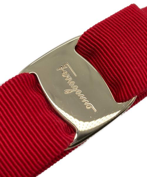 Salvatore Ferragamo（サルヴァトーレ フェラガモ）Salvatore Ferragamo (サルヴァトーレ フェラガモ) ヴァラリボン バレッタ レッドの古着・服飾アイテム