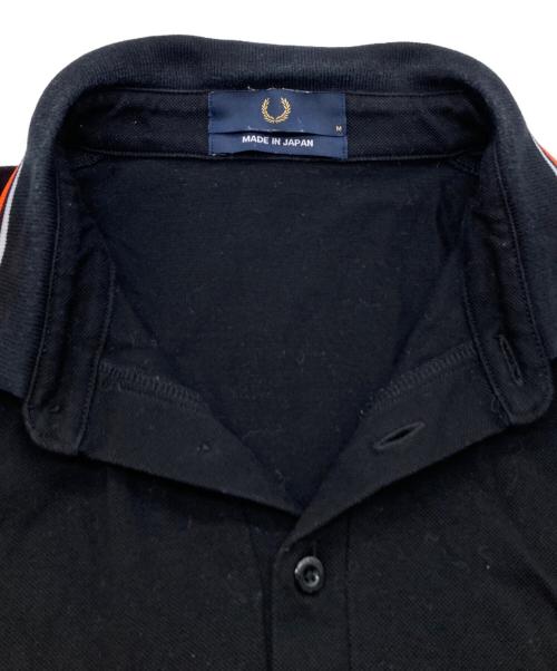 FRED PERRY（フレッドペリー）FRED PERRY (フレッドペリー) ラインデザインポロシャツ ブラック サイズ:Mの古着・服飾アイテム