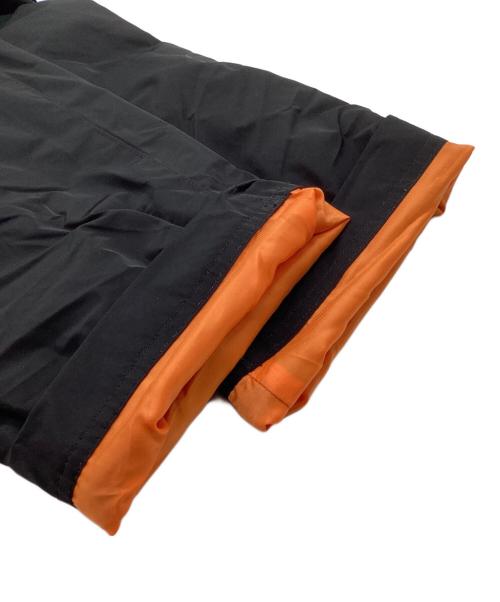 WHITE MOUNTAINEERING（ホワイトマウンテ二アニング）WHITE MOUNTAINEERING (ホワイトマウンテ二アニング) TAFFETA DRAWSTRING SHIRRING PANTS ブラックの古着・服飾アイテム