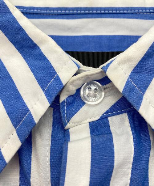 VIKTOR&ROLF（ヴィクター＆ロルフ）VIKTOR&ROLF (ヴィクター＆ロルフ) ラバーパッチオーバーサイズストライプシャツ ホワイト×ブルー サイズ:52の古着・服飾アイテム