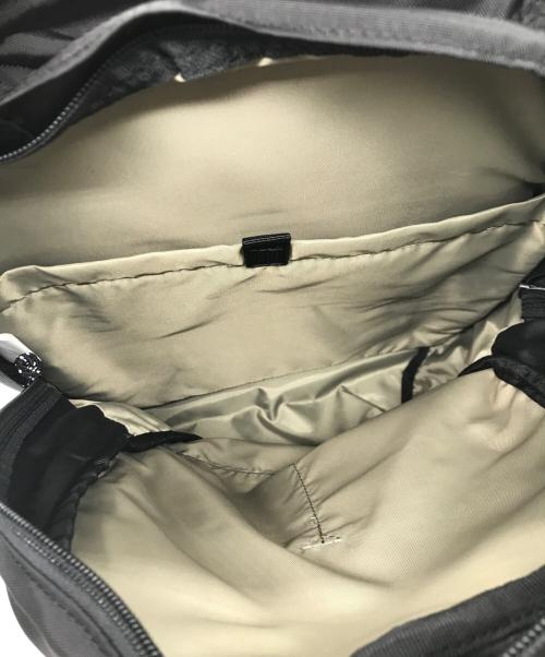 Columbia（コロンビア）Columbia (コロンビア) パナシーア25Lバックパック ブラック 未使用品の古着・服飾アイテム