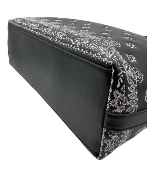 AMIRI（アミリ）AMIRI (アミリ) バンダナ ホーボークロスボディーバッグ ブラックの古着・服飾アイテム