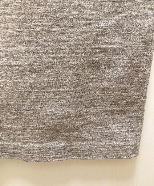 REMI RELIEF（レミレリーフ）REMI RELIEF (レミレリーフ) ヘンリーネックカットソー グレー サイズ:Sの古着・服飾アイテム