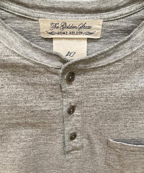 REMI RELIEF（レミレリーフ）REMI RELIEF (レミレリーフ) ヘンリーネックカットソー グレー サイズ:Sの古着・服飾アイテム