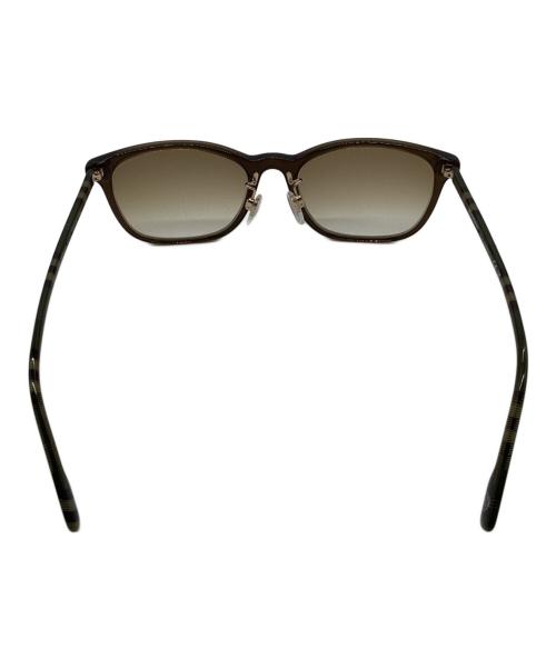 BURBERRY（バーバリー）BURBERRY (バーバリー) チェックテンプルサングラス グリーン サイズ:53□18-140の古着・服飾アイテム