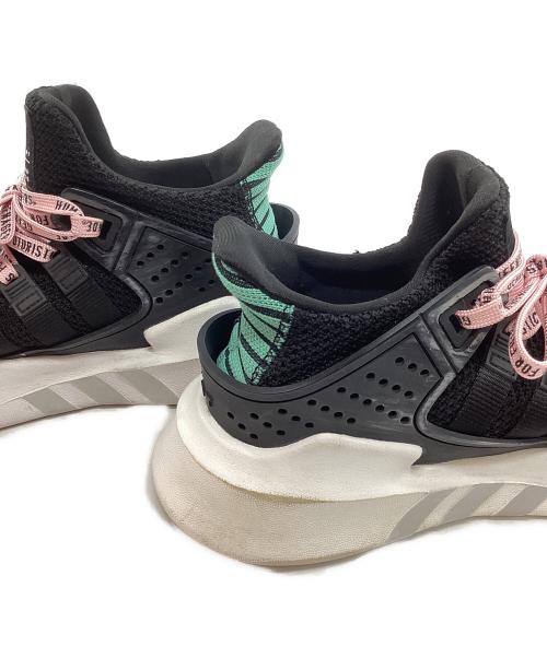 adidas（アディダス）adidas (アディダス) スニーカー ブラック サイズ:26.5の古着・服飾アイテム