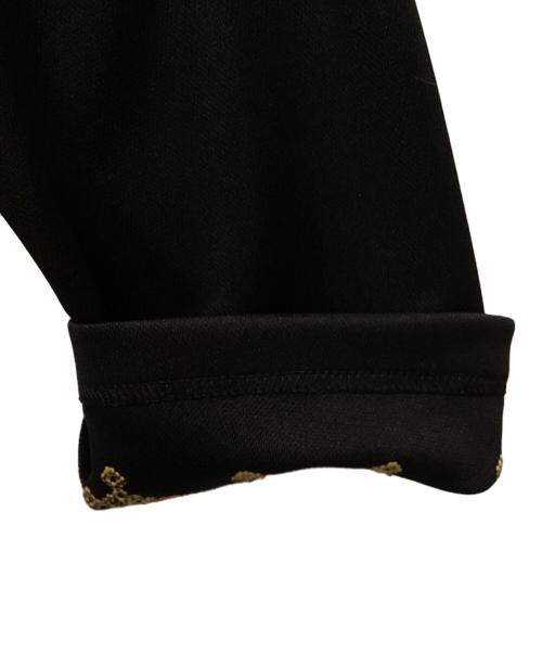 s'yte（サイト）s'yte (サイト) PE/SMOOTH JERSEY GEOMETRIC PATTERN EMBROIDERY VERTICAL TAPE LINE 2BS JACKET ブラック サイズ:3の古着・服飾アイテム