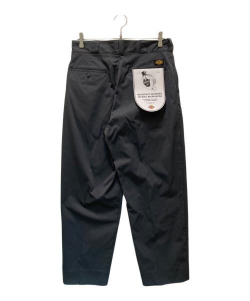 TRIPSTER（トリップスター）TRIPSTER (トリップスター) Dickies (ディッキーズ) BEAMS (ビームス) コラボ 「Suit」セットアップスーツ グレー サイズ:M 未使用品の古着・服飾アイテム