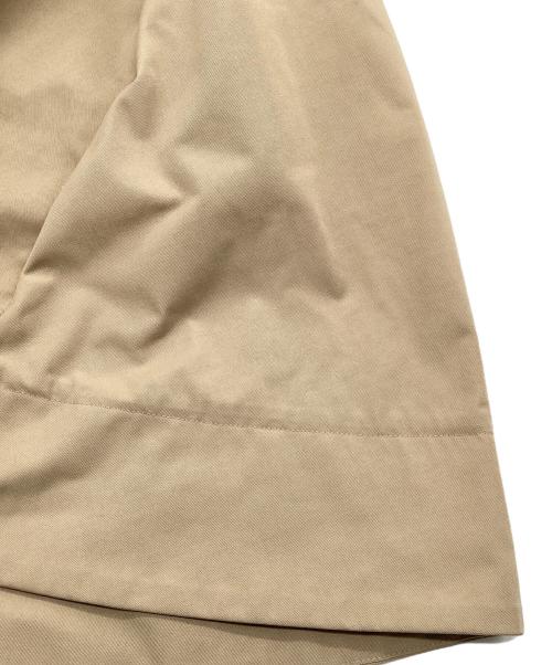 BEARDSLEY（ビアズリー）BEARDSLEY (ビアズリー) バックタック スタンドカラージャケット ベージュの古着・服飾アイテム