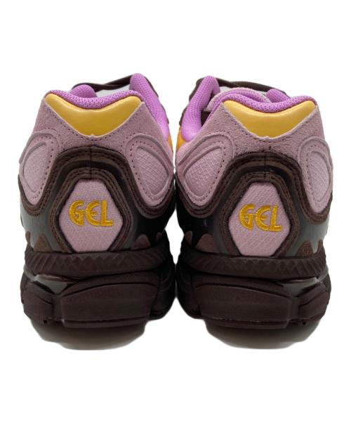 asics（アシックス）asics (アシックス) PLEASURES (プレジャーズ) GEL-NYC ピンク×ブラウン サイズ:29の古着・服飾アイテム