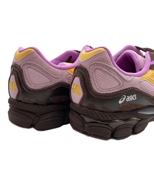 asics（アシックス）asics (アシックス) PLEASURES (プレジャーズ) GEL-NYC ピンク×ブラウン サイズ:29の古着・服飾アイテム