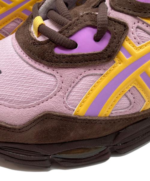 asics（アシックス）asics (アシックス) PLEASURES (プレジャーズ) GEL-NYC ピンク×ブラウン サイズ:29の古着・服飾アイテム
