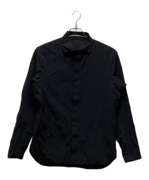 DESCENTE ALLTERAIN（デザントオルテライン）DESCENTE ALLTERAIN (デザントオルテライン) インシュレーション中綿シャツ ブラック サイズ:Mの古着・服飾アイテム