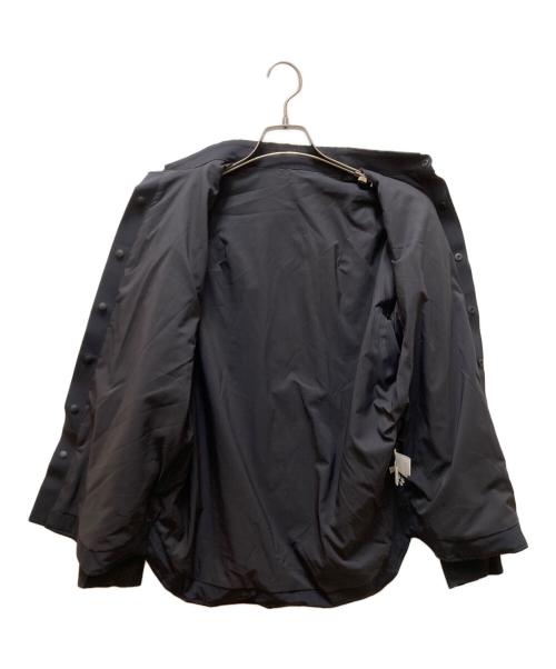 DESCENTE ALLTERAIN（デザントオルテライン）DESCENTE ALLTERAIN (デザントオルテライン) インシュレーション中綿シャツ ブラック サイズ:Mの古着・服飾アイテム