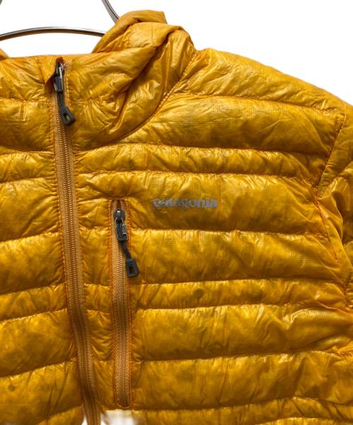 Patagonia（パタゴニア）Patagonia (パタゴニア) ウルトラライトダウンフーディー イエロー サイズ:XSの古着・服飾アイテム
