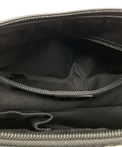 GUCCI（グッチ）GUCCI (グッチ) GGキャンバス ショルダーバッグ ブラックの古着・服飾アイテム