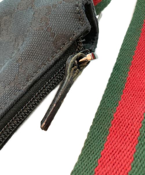 GUCCI（グッチ）GUCCI (グッチ) GGキャンバス ショルダーバッグ ブラックの古着・服飾アイテム