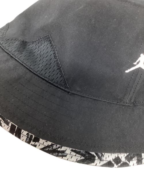 JORDAN（ジョーダン）JORDAN (ジョーダン) リバーシブルバケットハット ブラック×ホワイトの古着・服飾アイテム