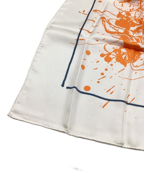 HERMES（エルメス）HERMES (エルメス) カレ90 Cheval surprise 思いがけない馬 ホワイト×オレンジの古着・服飾アイテム